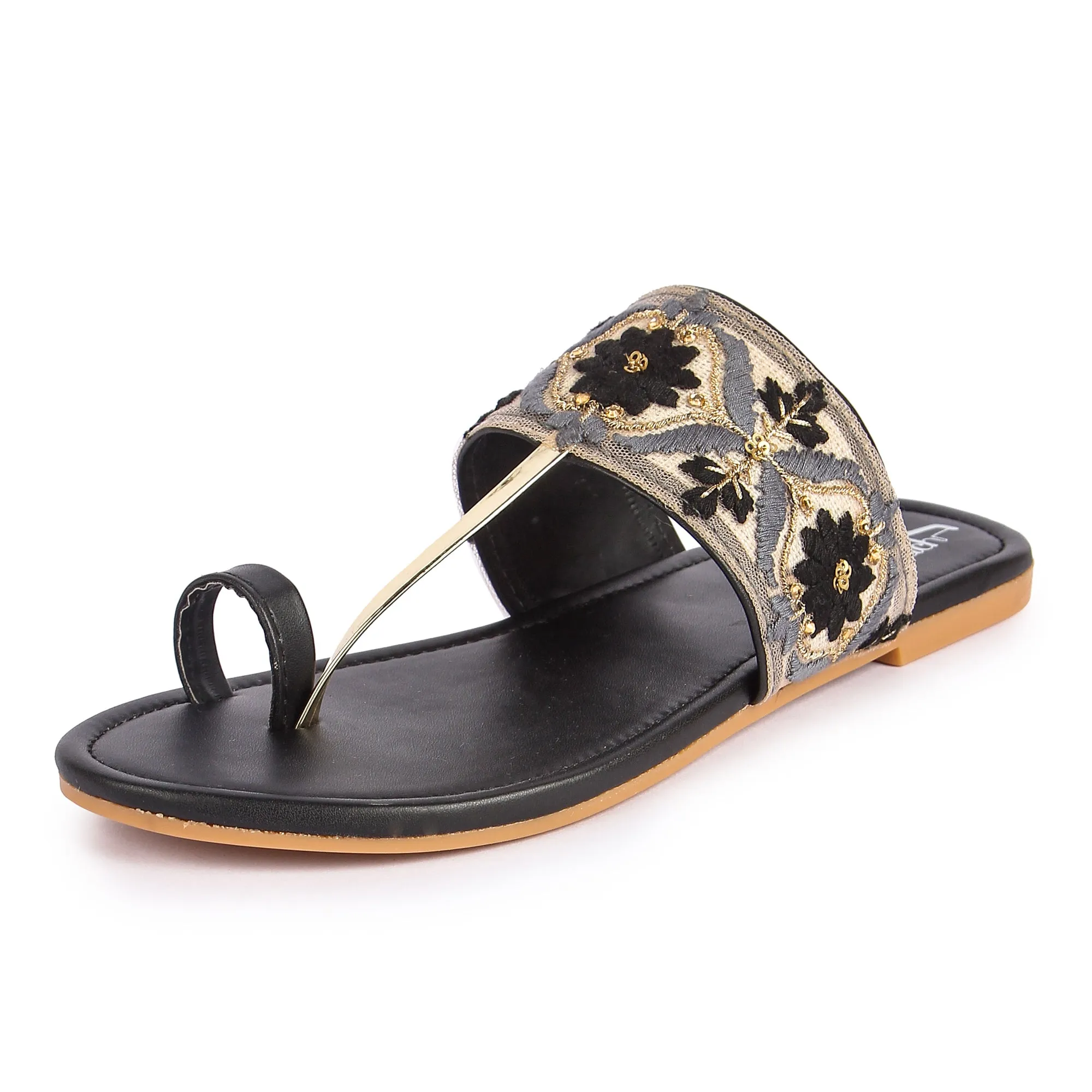 Brauch Women's Black Embroidered Floral Flats
