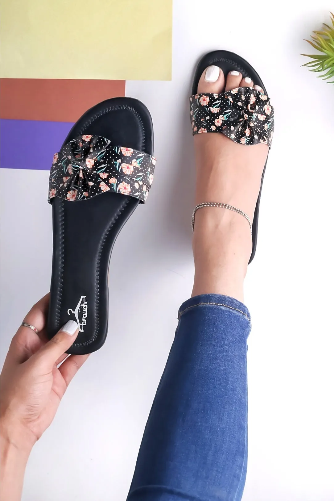 Brauch Women's Blue Flower Bow Flats