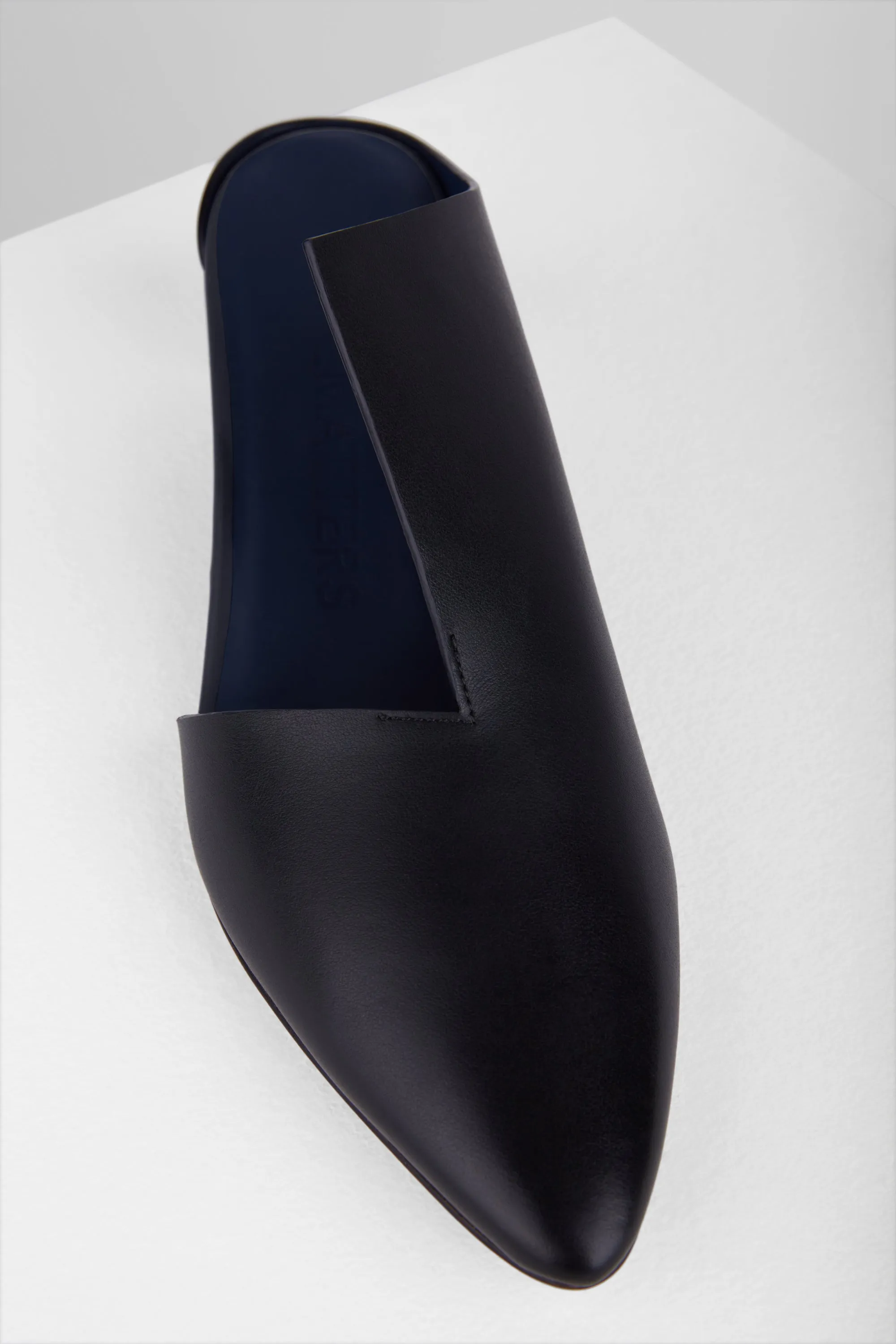 Canvas Mules in Nero Midnight