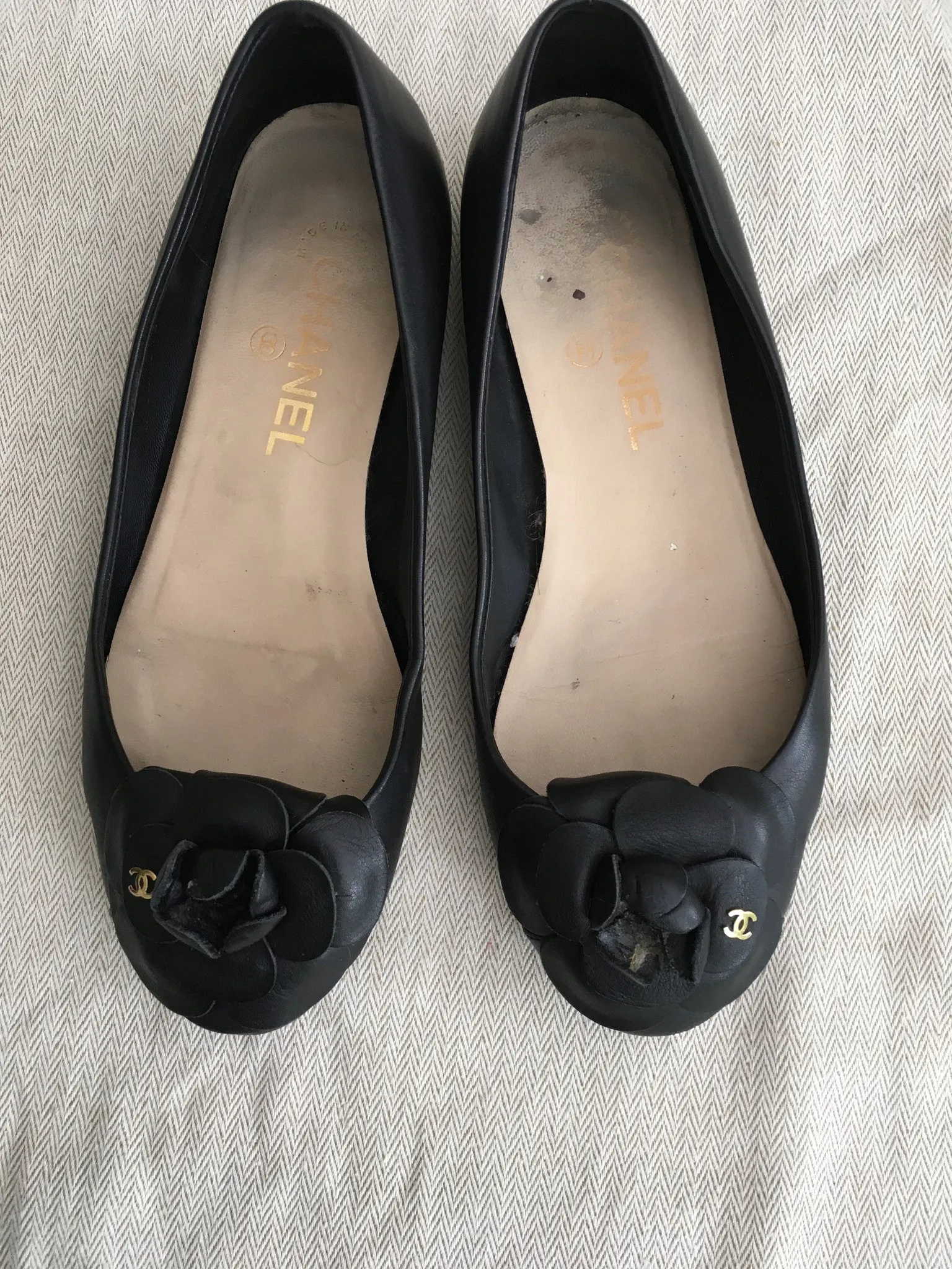CHANEL LEATHER CAMELLIA FLATS SHOES SIZE 36 LADIES