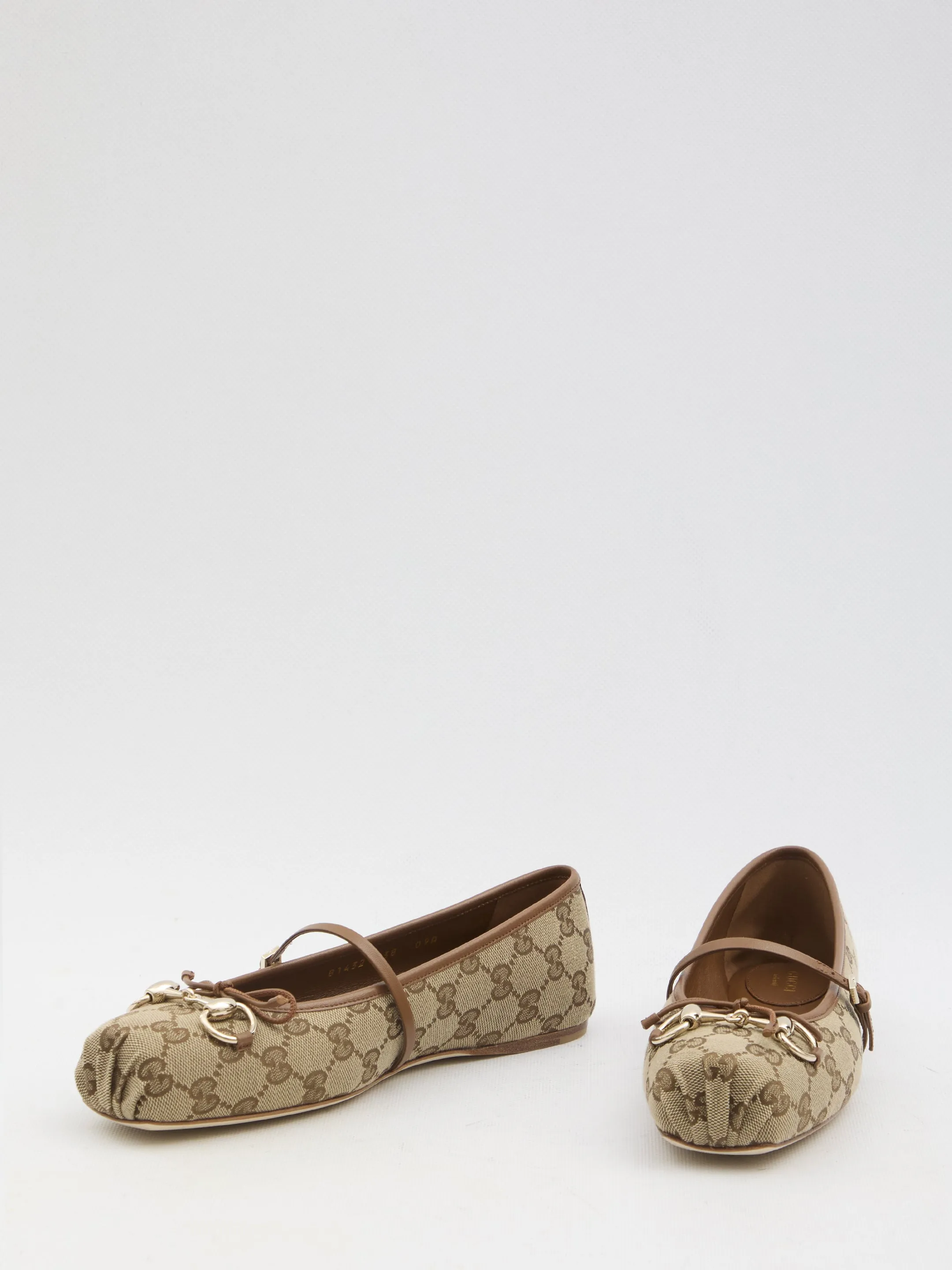 Gucci Horsebit Ballet Flats In Beige
