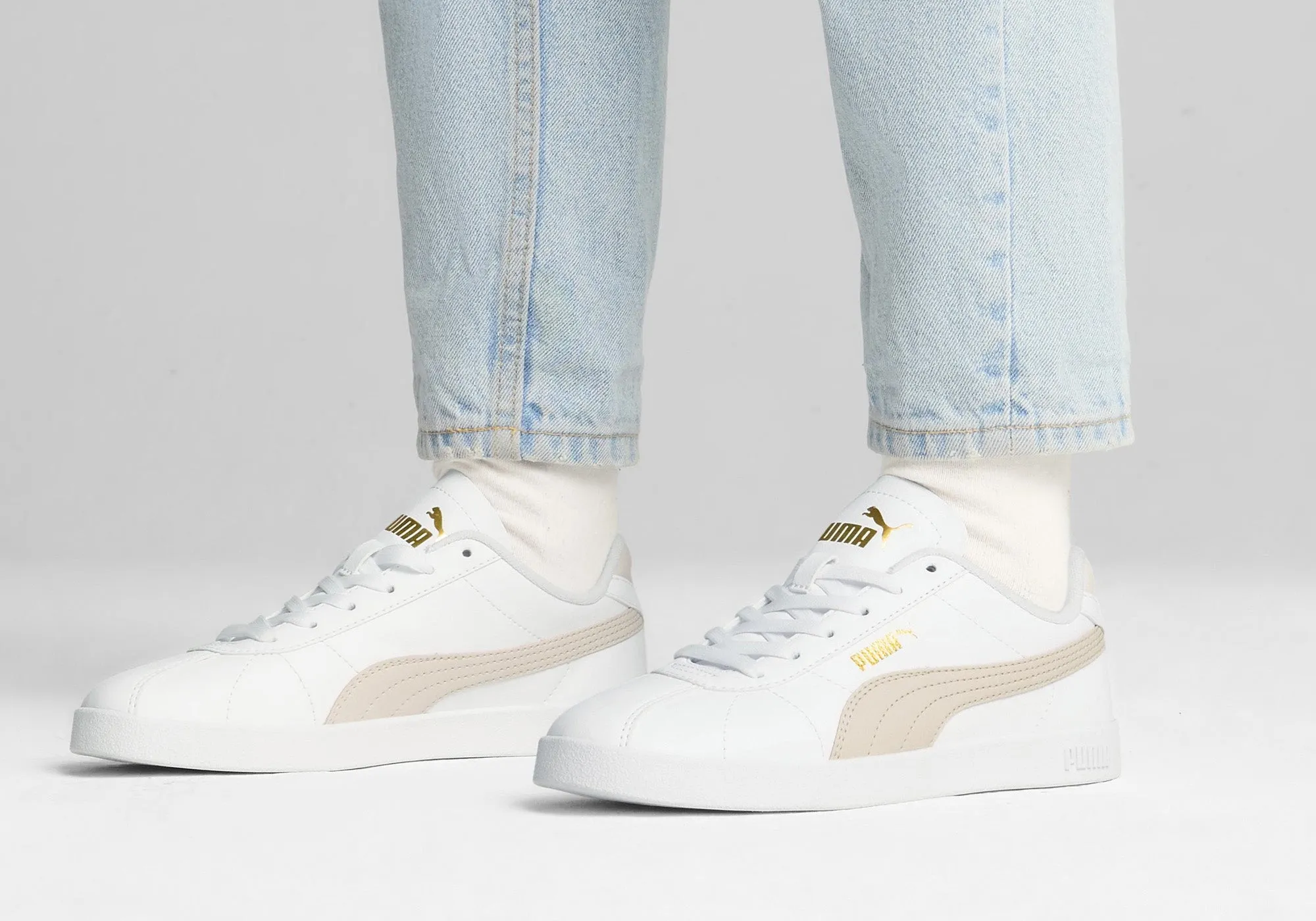 Puma Womens Puma Club II SL Comfortable Lace Up Sneakers